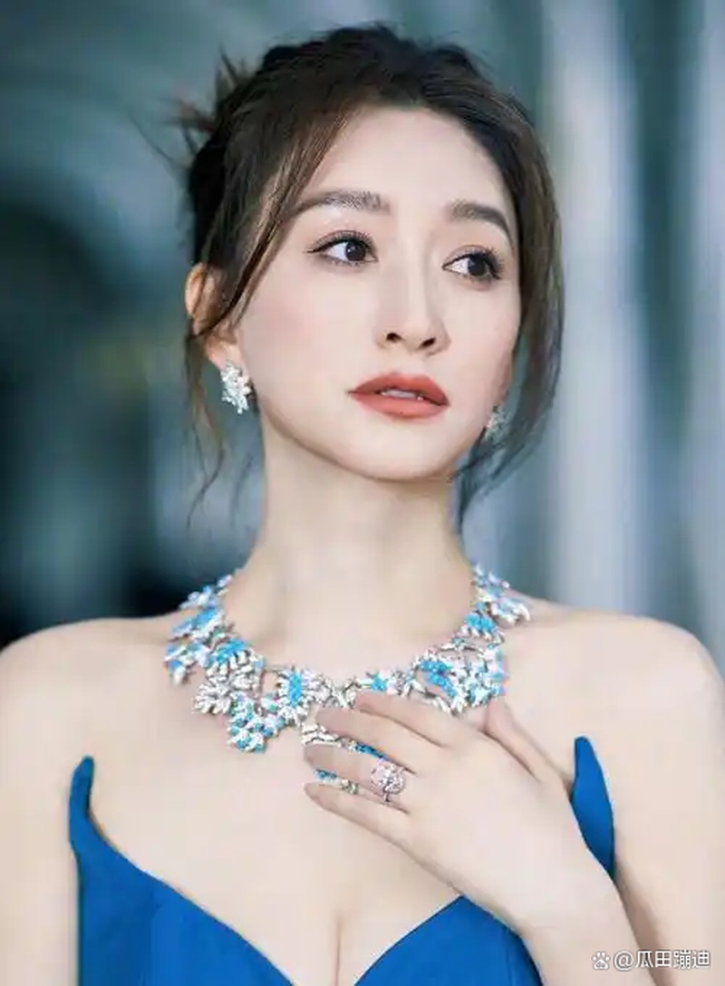 李小冉